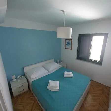Apartament Rimac *